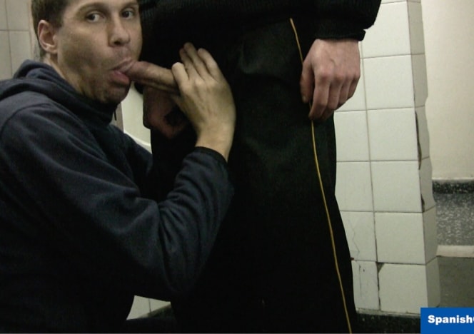 SP_160903_Restrooms4