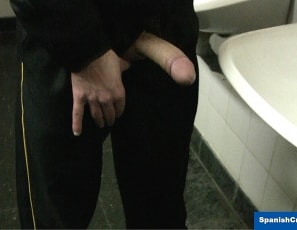 SP_160903_Restrooms4
