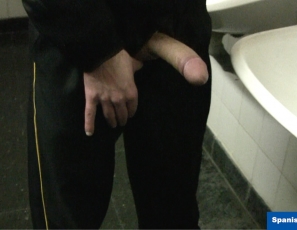 SP_160903_Restrooms4
