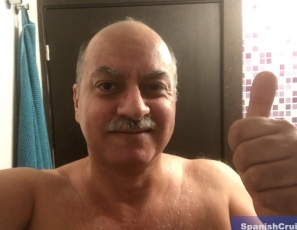 SP_221201_ChrisJerking4